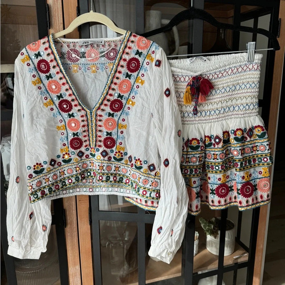 Zara Embroidered Set embellished beaded skirt top boho colorful long sleeve crop - Picture 2 of 14